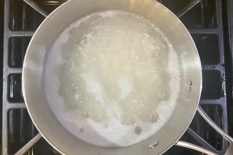 Rice cooking with drain method.